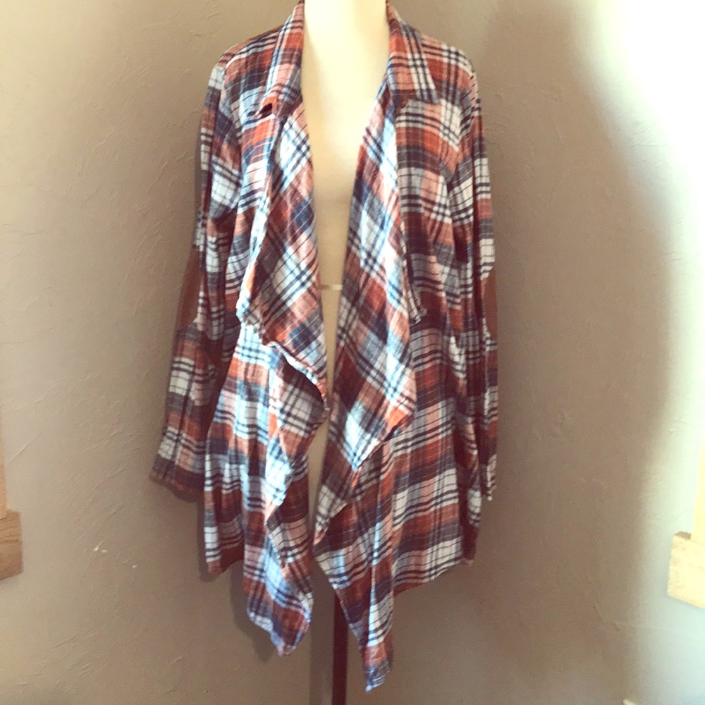 🚫Sold🚫 Brown flannel cardigan w/patch on elbows